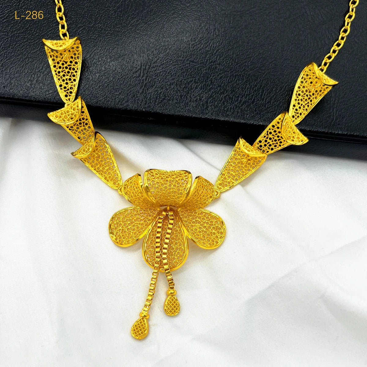 African Flower Necklace Earrings Jewelry Set For Women 24K Gold Plated Dubai Indian Nigeria Bridal Wedding Party Gift Jewellery