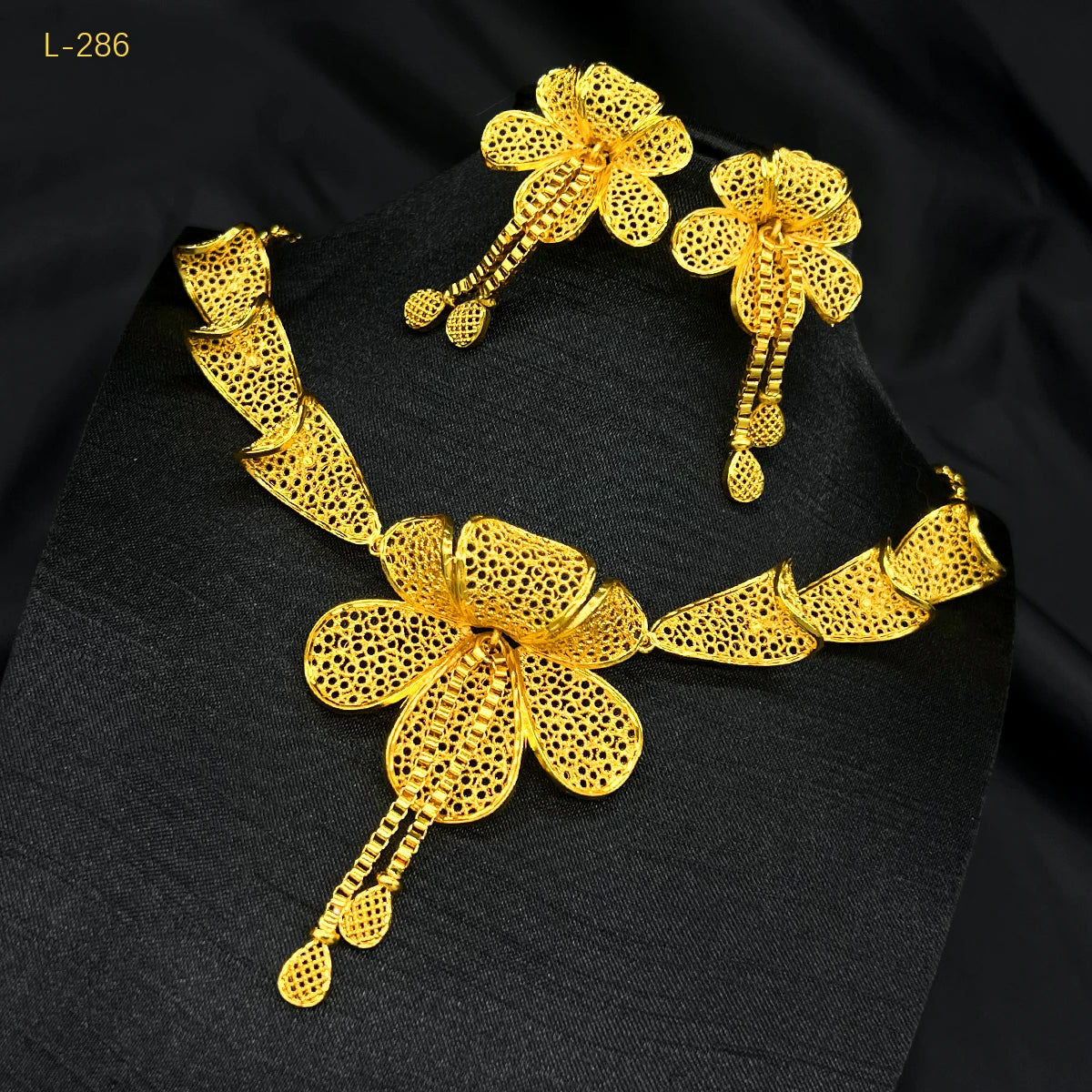 African Flower Necklace Earrings Jewelry Set For Women 24K Gold Plated Dubai Indian Nigeria Bridal Wedding Party Gift Jewellery