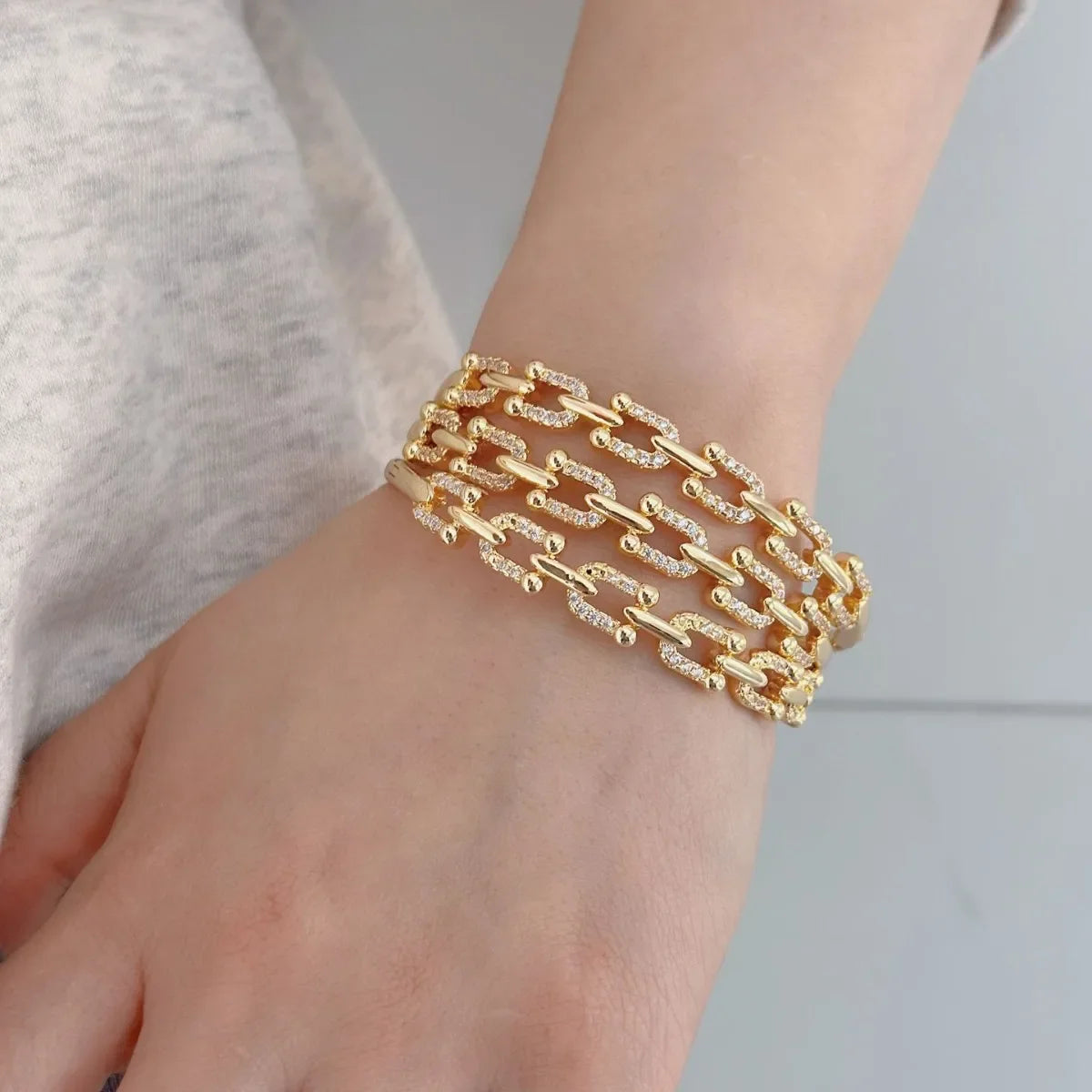 Fashionable Golden Thin Hoof Bracelet Elite Cuban Jewelry Zirconia Inlay Handmade Wristwear Elegant And Stylish Accessory