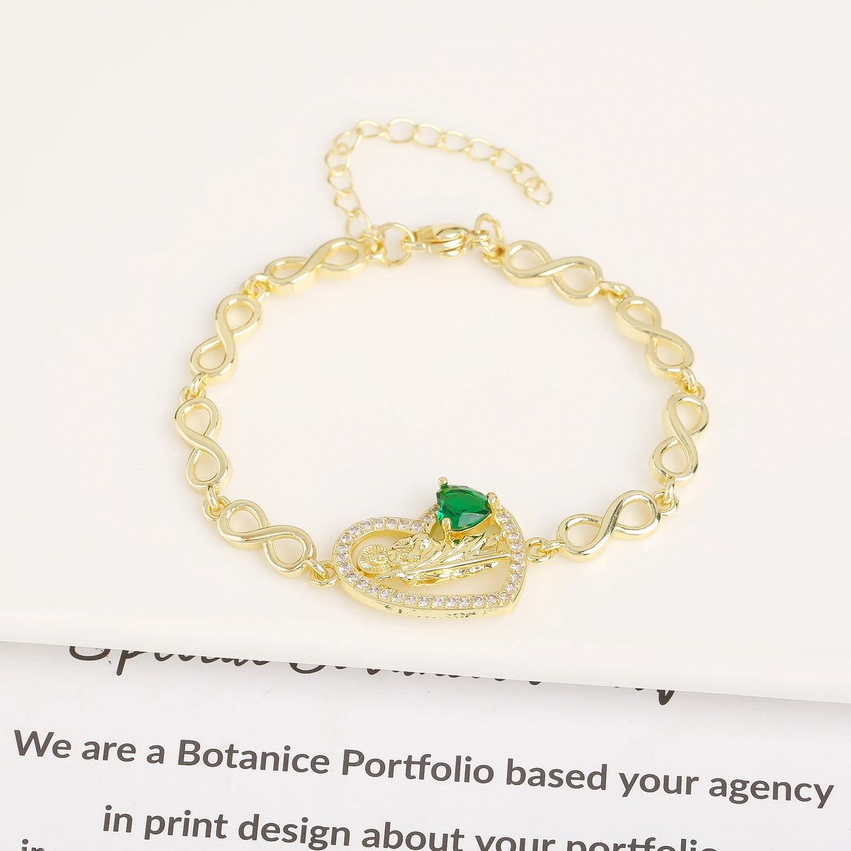 Heart Shaped Religious Madonna Zircon Crystal Jewelry Set Bracelet Necklace Earrings Copper Women's Retro Jewelry New Design