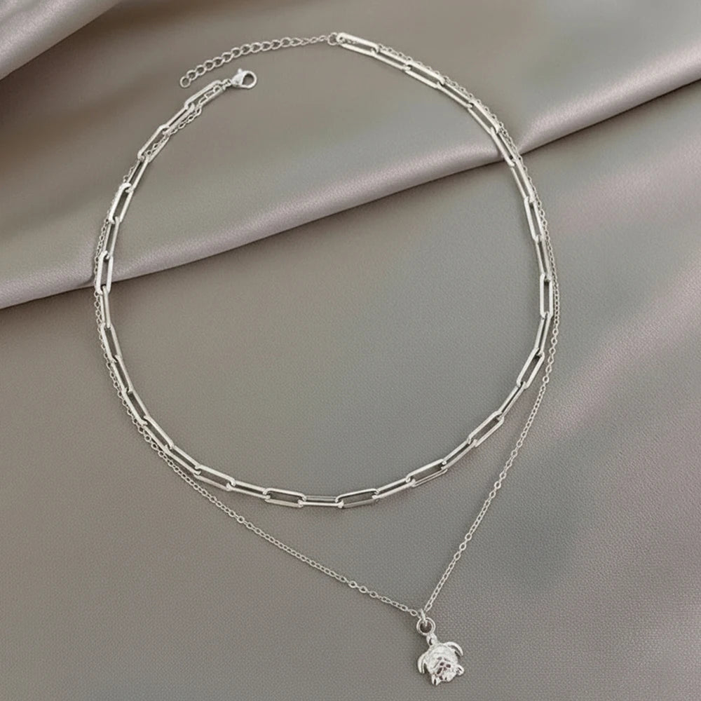 Stainless steel double-layered turtle-shaped pendant necklace: a minimalist, elegant piece of jewellery for women to wear every
