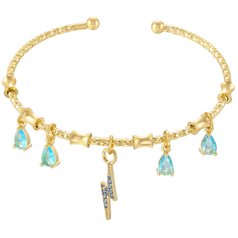 ChooseMe Gold-Color Romantic Round Charm Bracelet VL338