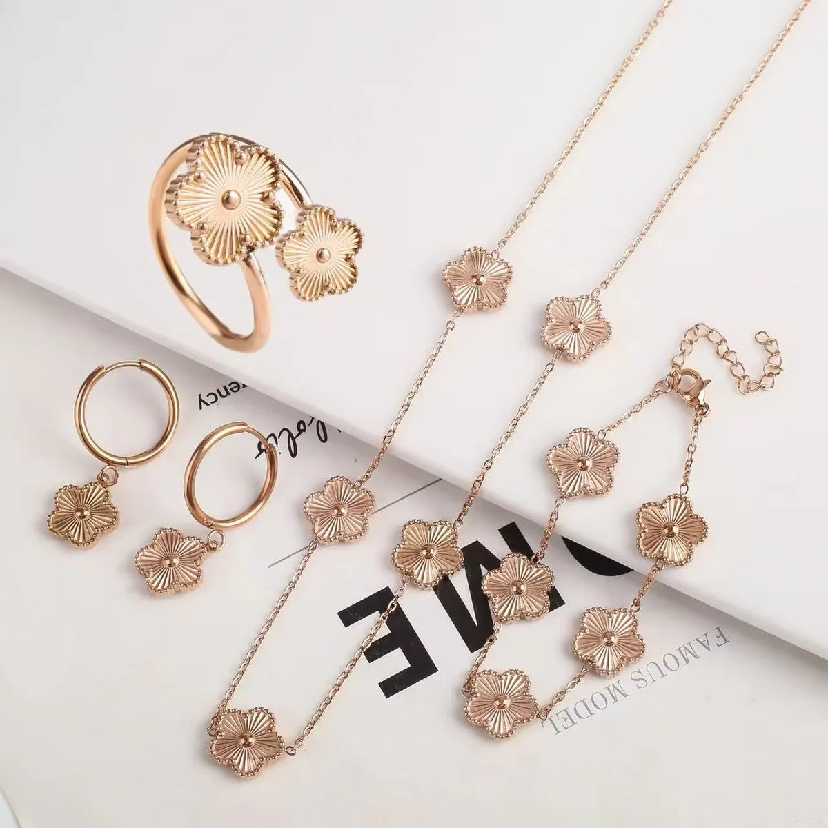 New Creative 4Pcs Stainless Steel Five Leaf Flower Bracelet Necklace Earrings Rings Set For Women Fashion Party Jewelry Clover