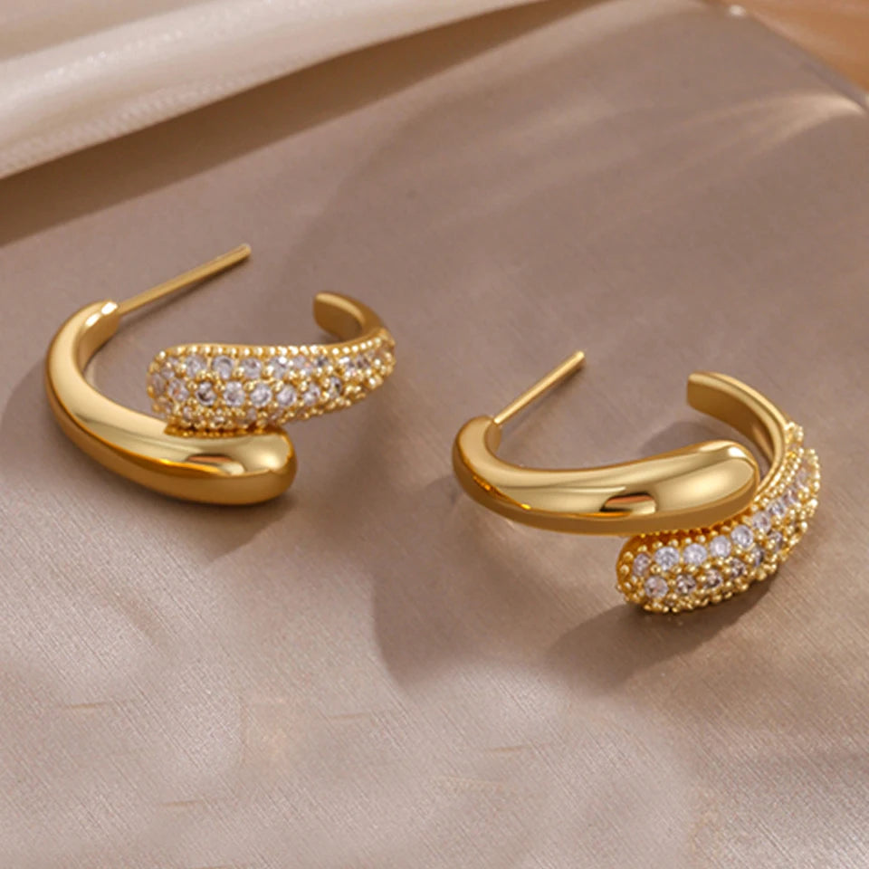 3-Piece Luxury Micro-Inlaid Zircon Water Drop Bracelet, Ring & Earrings Set