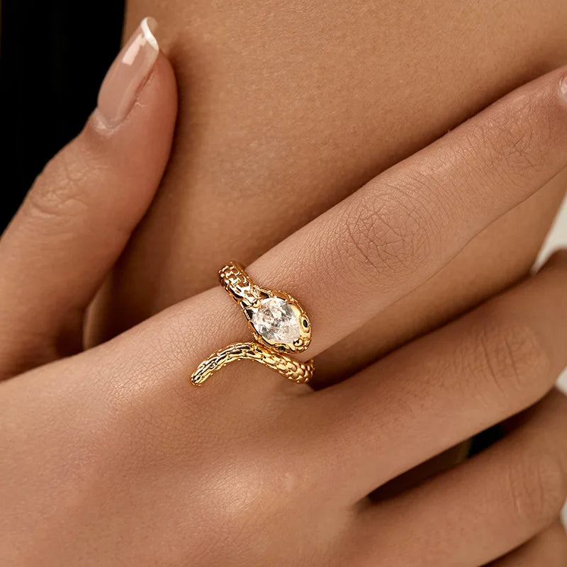 Personalized 18k Gold Plated Exquisite Zircon Ring with Opening Design European American Style Elegant Women Finger Ring