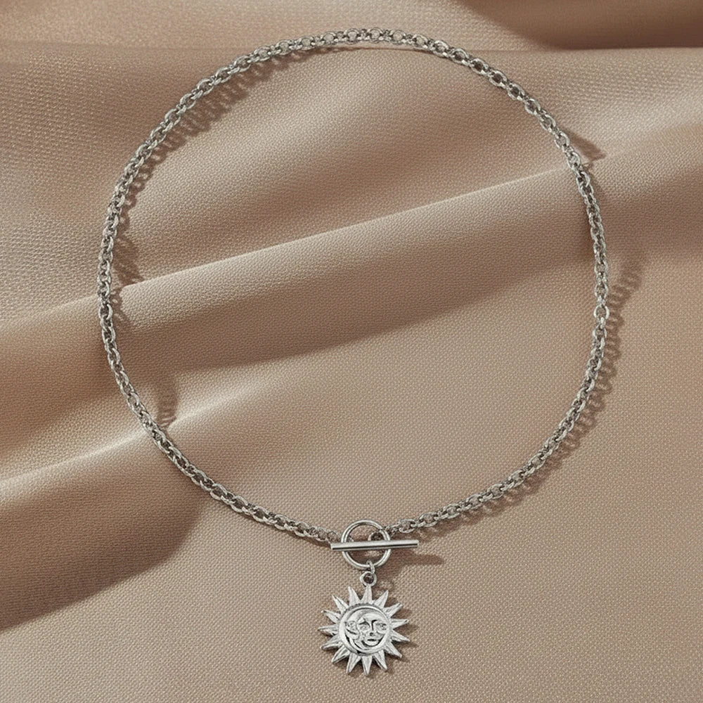 Stainless Steel Sun Pendant Necklace, Retro OT Clasp Choker, Gold Color Minimalist Jewelry for Women, Daily & Festival Wear