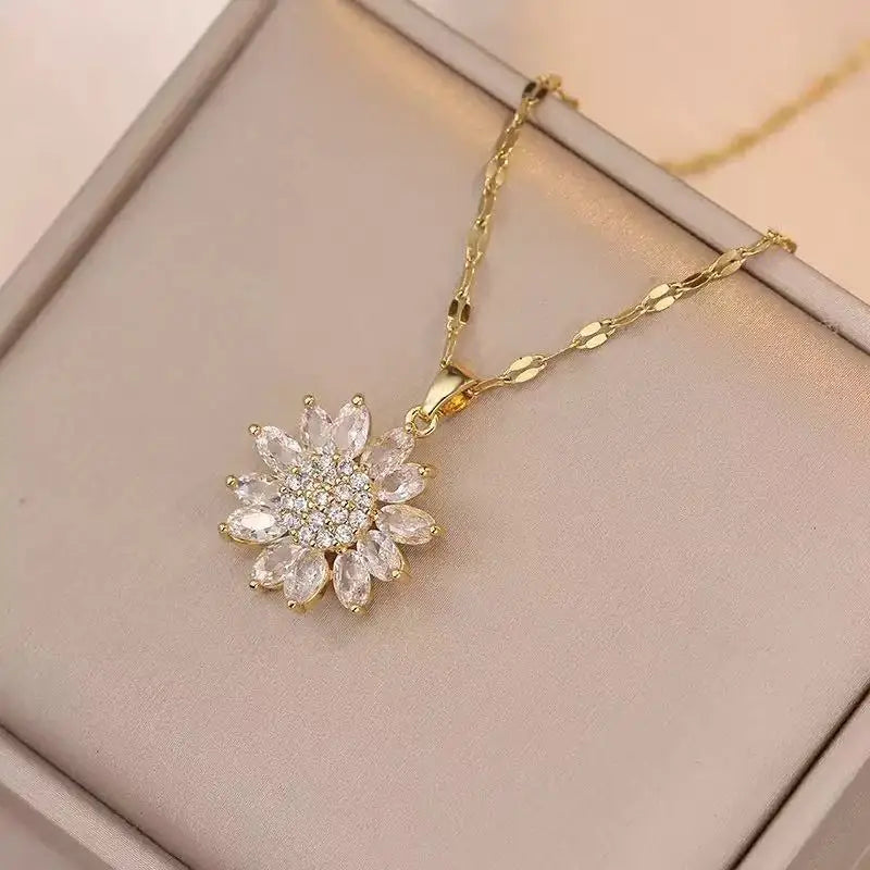 1PCS stainless steel Necklace Ladies Light Luxury Style Flower Pendant Inlaid Zirconia Titanium Steel Chain Holiday Jewelry
