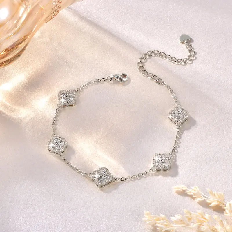 Clover VVS1 Lab-Diamond Four-Leaf Chain Bracelet with GRA Certificate