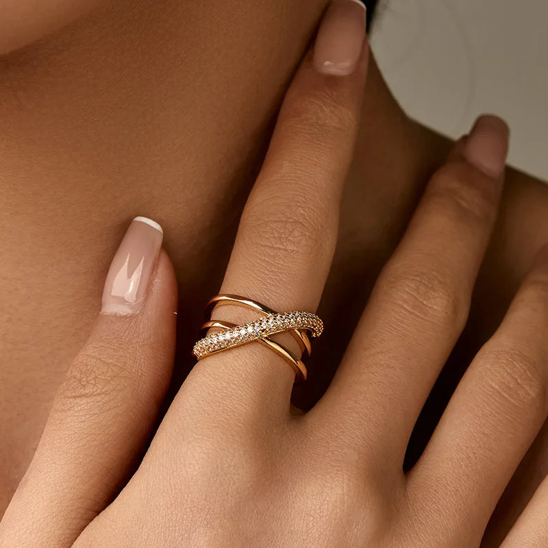 Personalized 18k Gold Plated Exquisite Zircon Ring with Opening Design European American Style Elegant Women Finger Ring