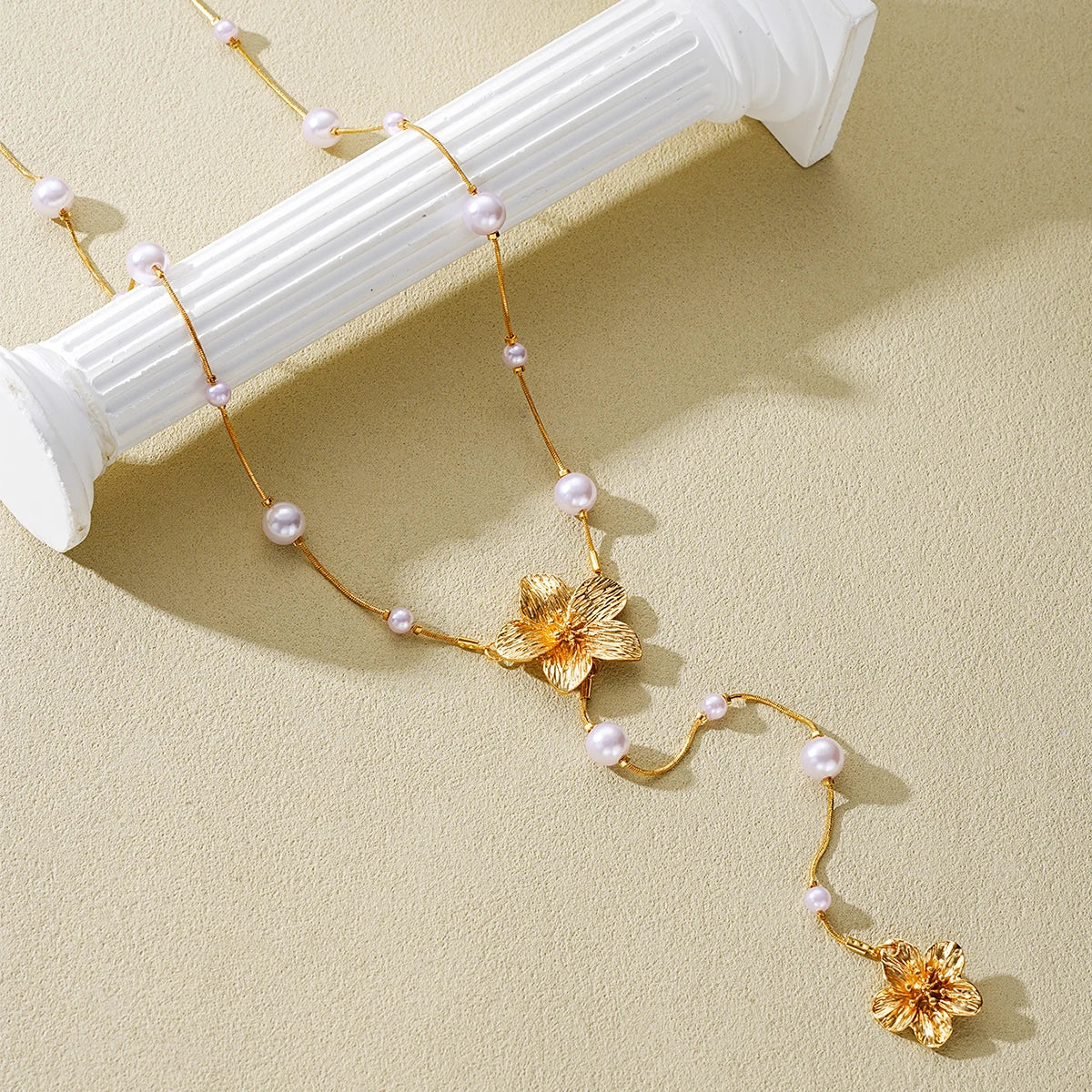 Elegant Long Tassel Imitation Pearl Flower Necklace