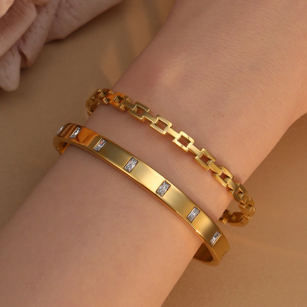 XB-041 Stainless Steel Gold-Plated Openwork Zirconia Bracelet