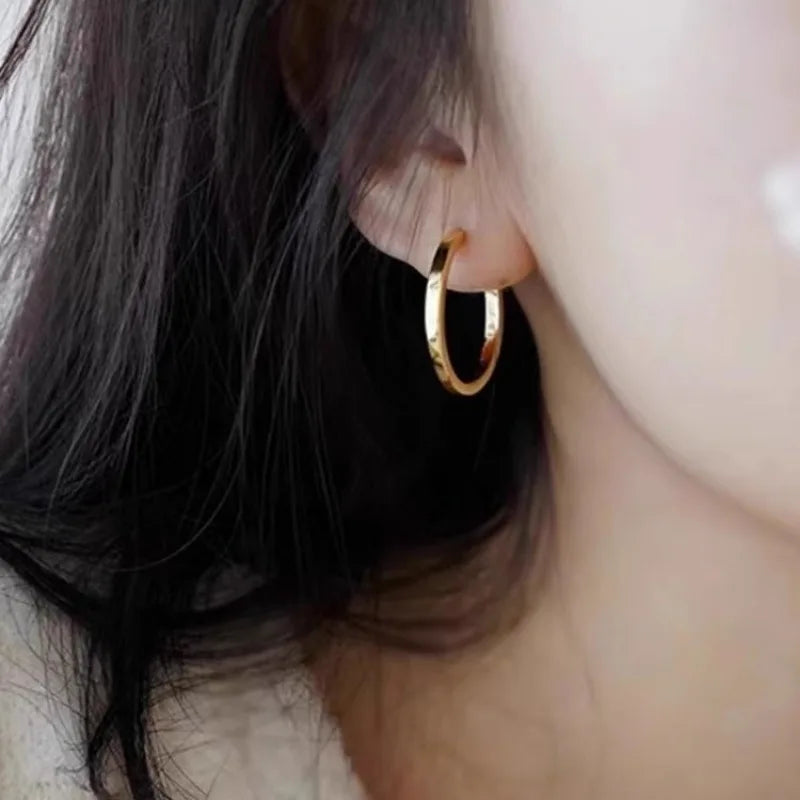 New Fashion Classics Simple Big Round Hoop Earrings for Women Circle Girls Shiny Delicate Party Womens Jewelry New Arrival