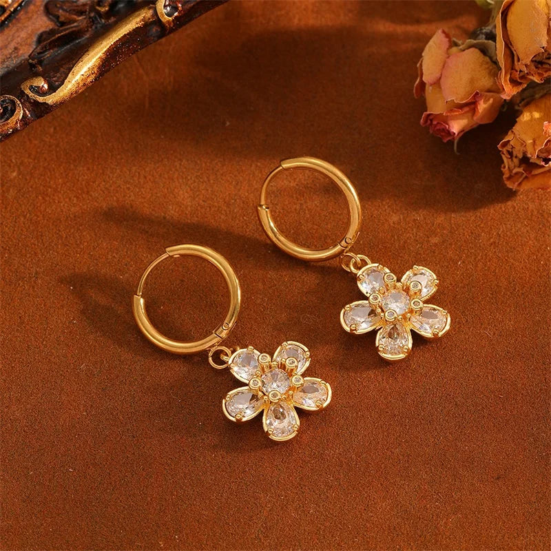EILIECK Exquisite Butterfly Green Zirconia Dangle Earrings 18K Gold-plated Stainless Steel Women's Trendy Holiday Accessories