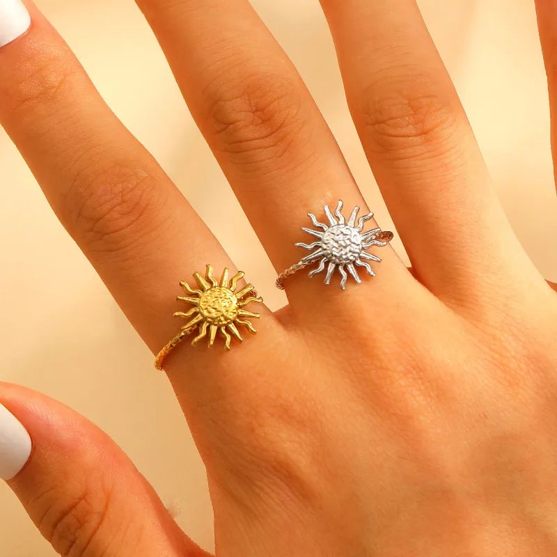 European and American Fashion Gold Stainless Steel Ring for Women, Light Luxury High-end Plated 18k Gold Sun Opening Ring