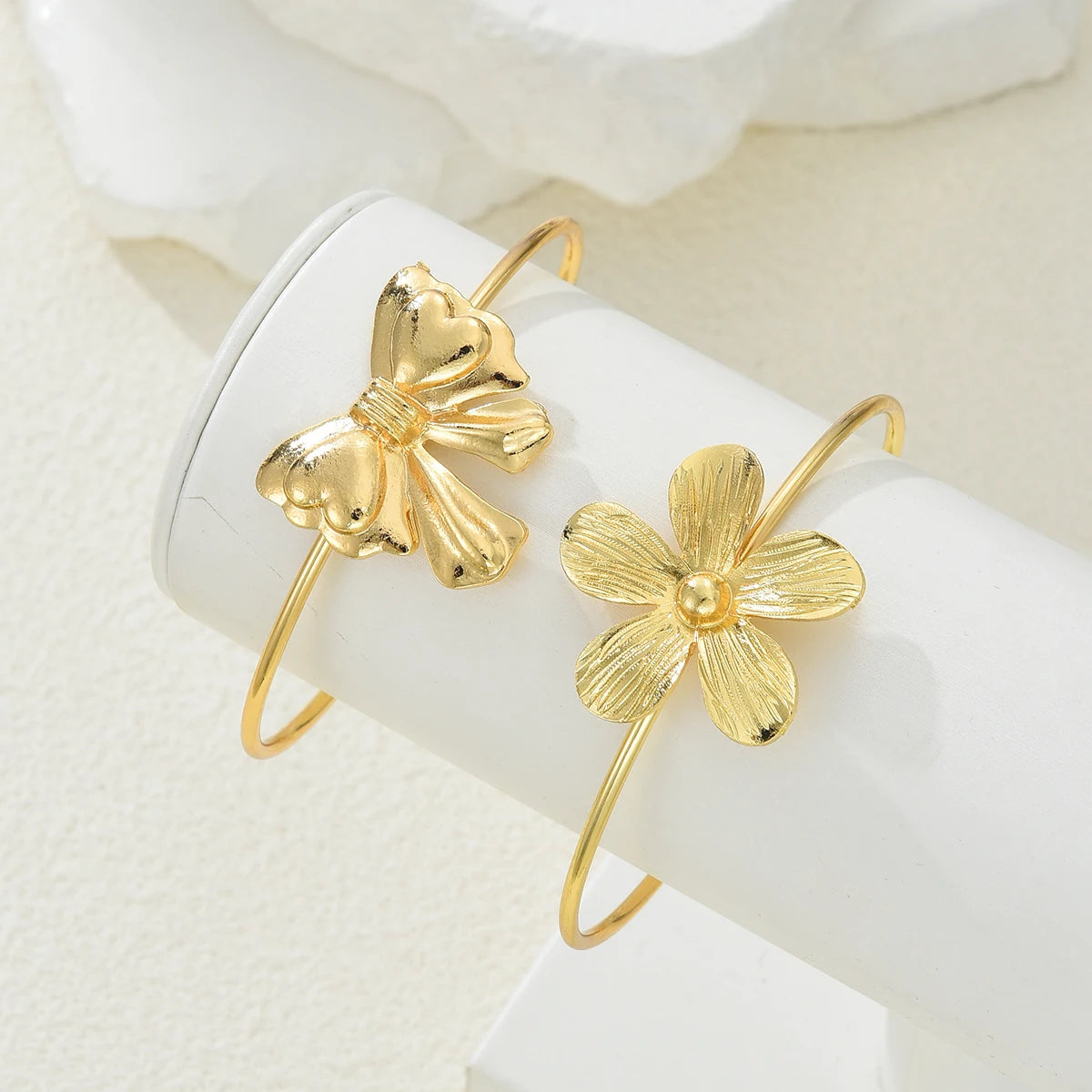 2Pcs Gold Exquisite Flower Bowknot Open Cuff Bangle Set
