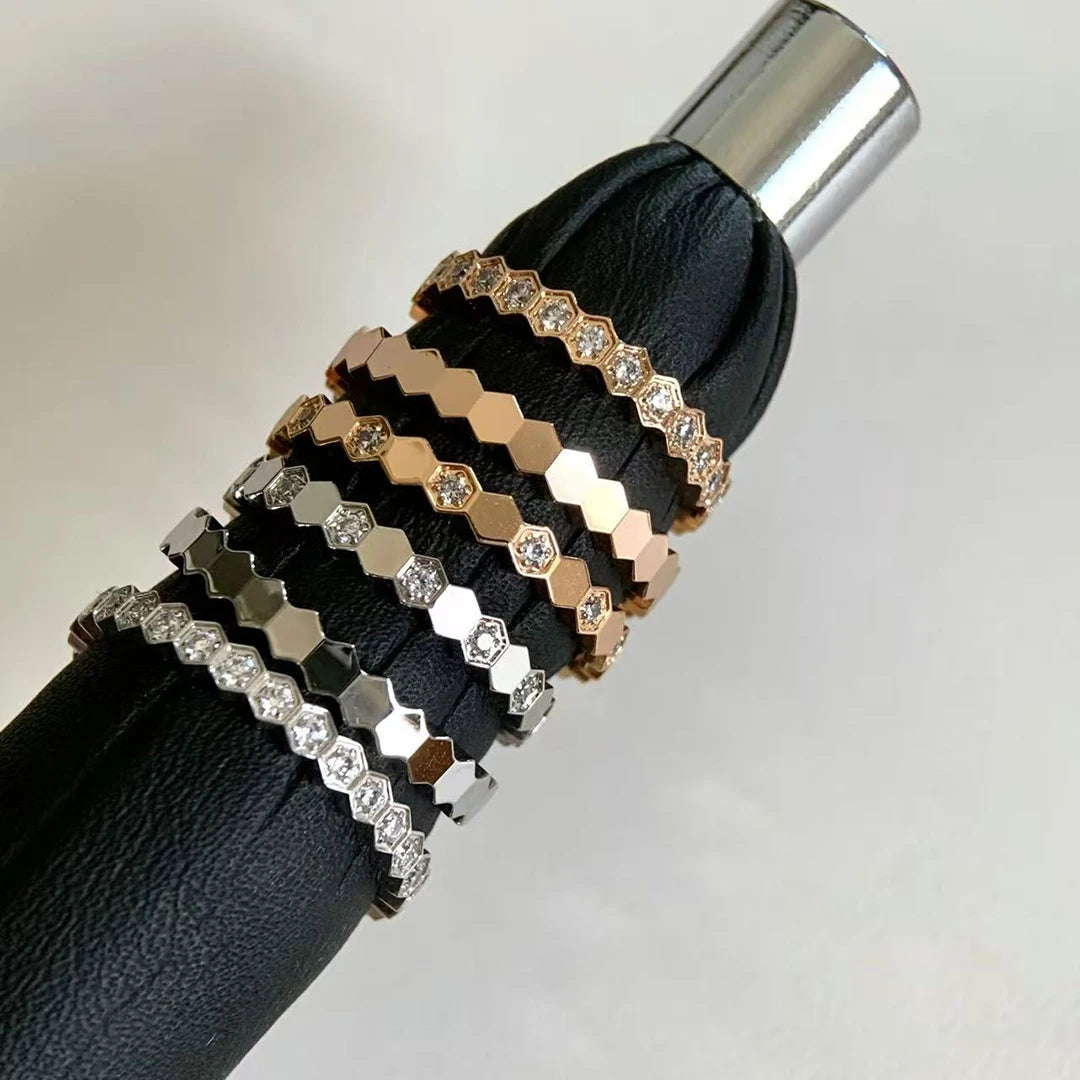 ChooseMe Classic Gold-Plated Honeycomb Diamond Wedding Ring