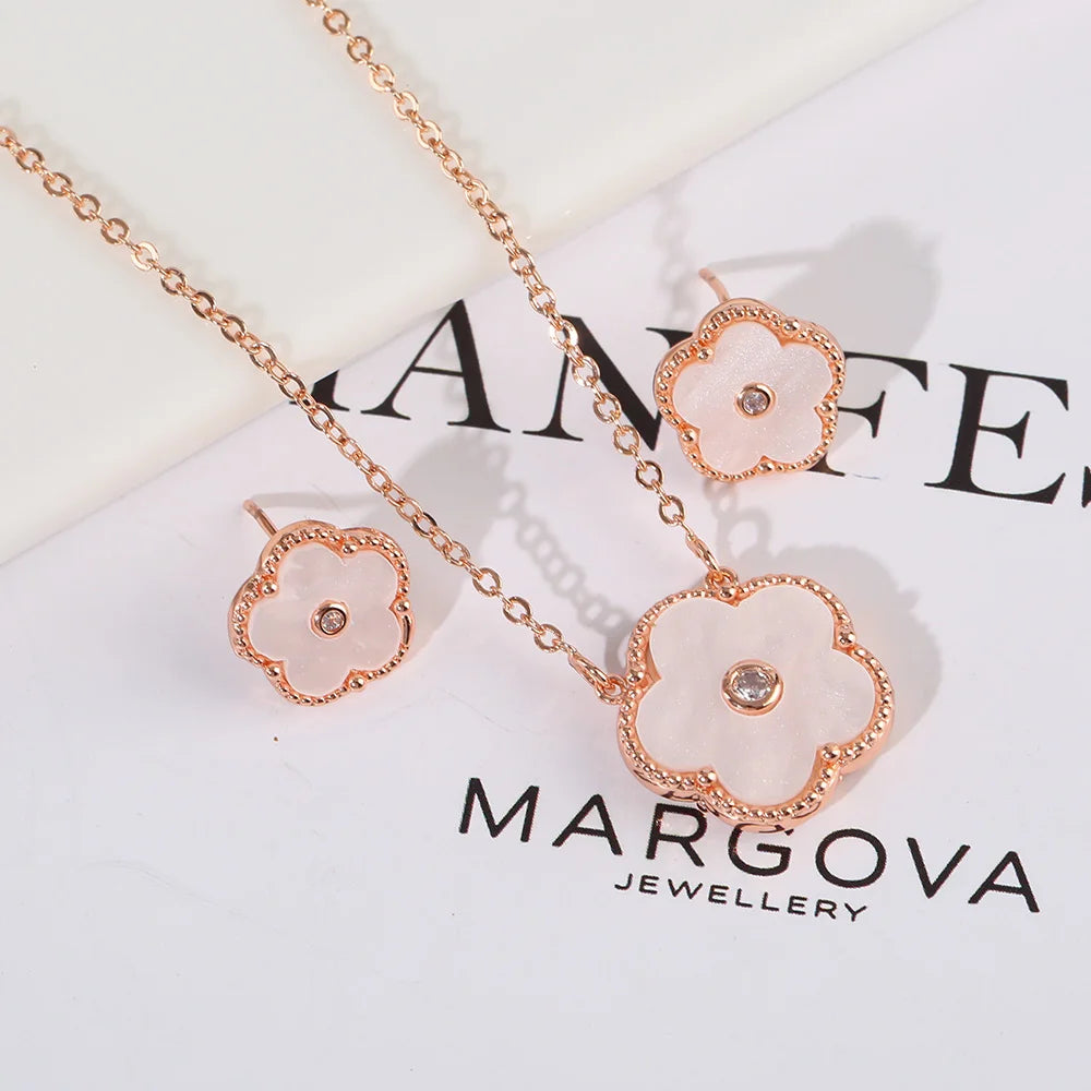 Double Sided Zircon New Design Plant Pentaphyllum 2pc Set Cute Shell Jewelry For Women's High-Quality Gifts Luxurious Clover
