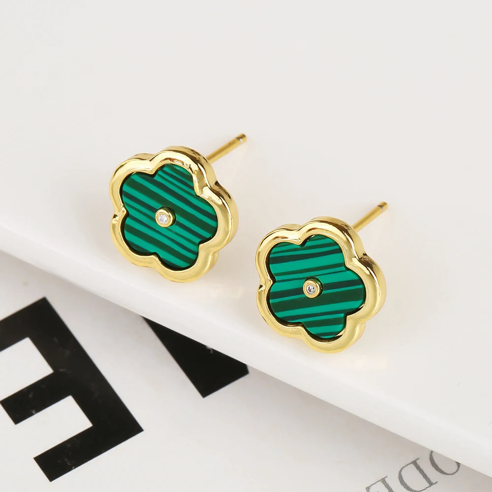 Elegant And Cute Clover Plant Five Leaf Flower Petal Pendant Necklace Earrings Jewelry Set Natural White Shell Stone Woman