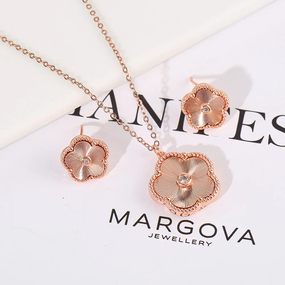 Double Sided Zircon New Design Plant Pentaphyllum 2pc Set Cute Shell Jewelry For Women's High-Quality Gifts Luxurious Clover
