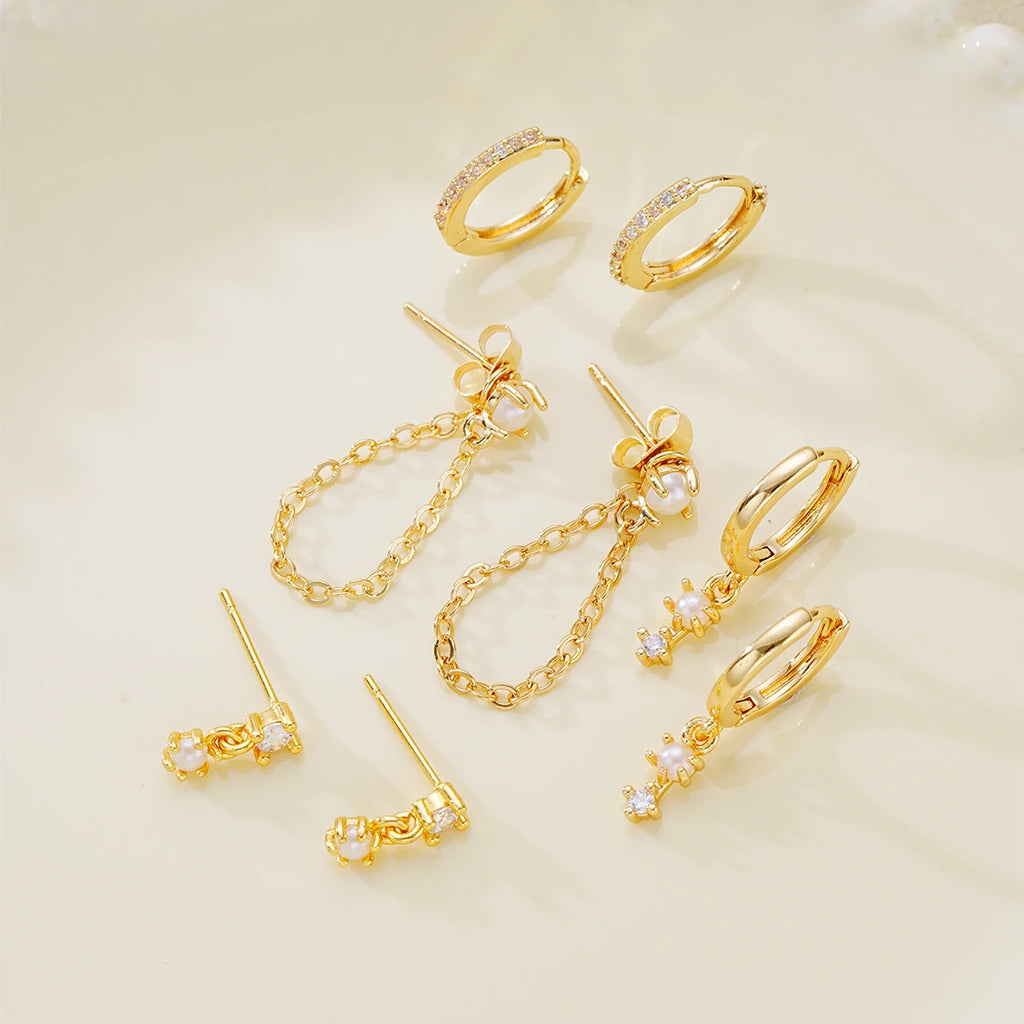4 Pièces Boucles d'oreilles plaqué or avec zircon pour femmes, ensemble de bijoux fantaisie en cuivre pour cartilage, piercing, cadeau pour fête et usage quotidien