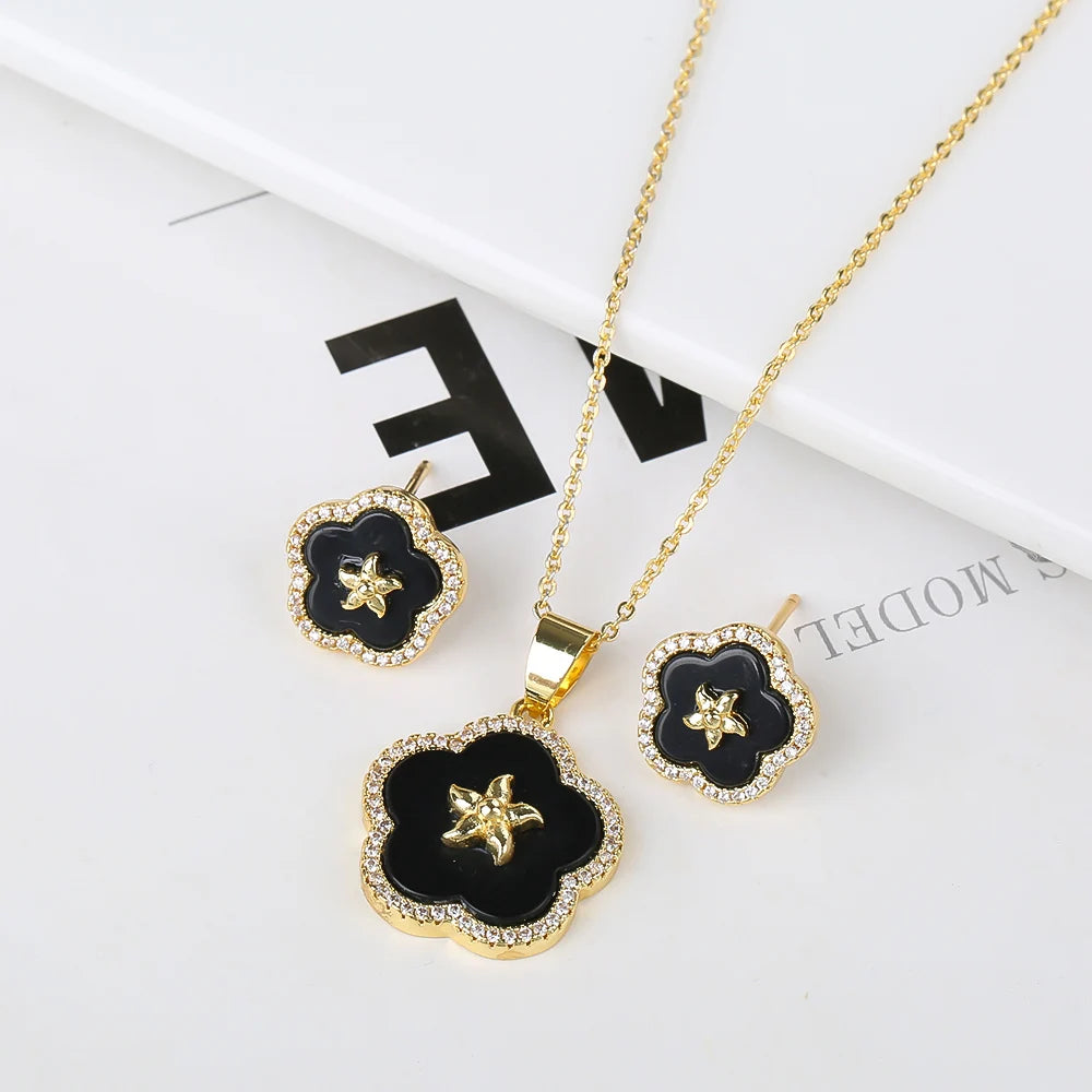 Diamond Inlaid New Design Shell Plant Natural Stone Set with High Quality 18K Gold Plated Women's Luxury Gift Simple Clover