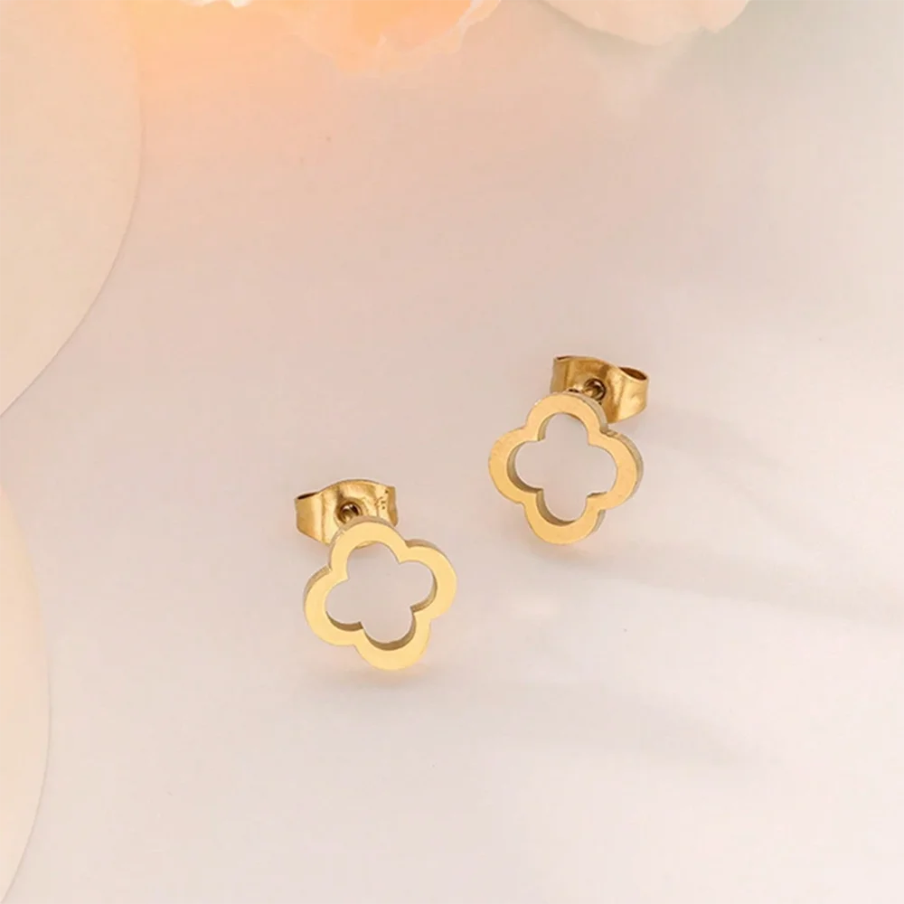 DOTIFI Stainless Steel Creative Hollow Four Plum Blossom Simple Style Four-Leaf Clover Handmade DIY Earrings Jewelry Accessories