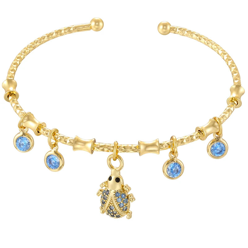 ChooseMe Gold-Color Romantic Round Charm Bracelet VL338