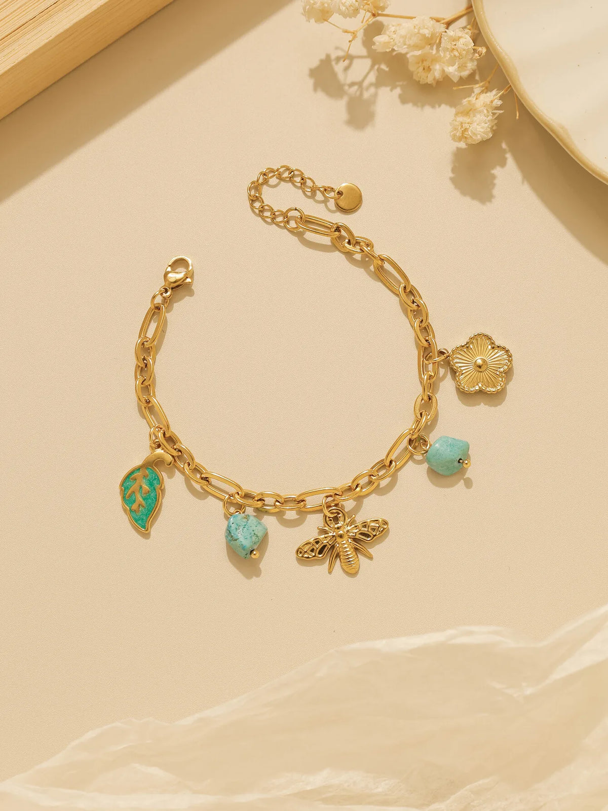 Vintage Turquoise Bee Flower Enamel Leaf Pendant Bracelet