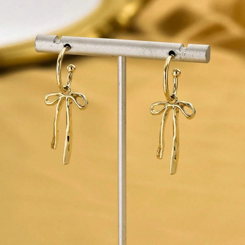 Retro Gold Tassel Bowknot Earrings