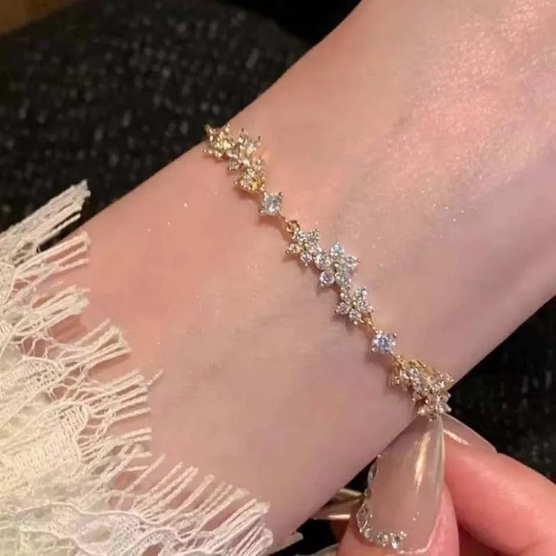 Bracelet de luxe en zircon brillant avec fleurs, réglable, en métal et cristal