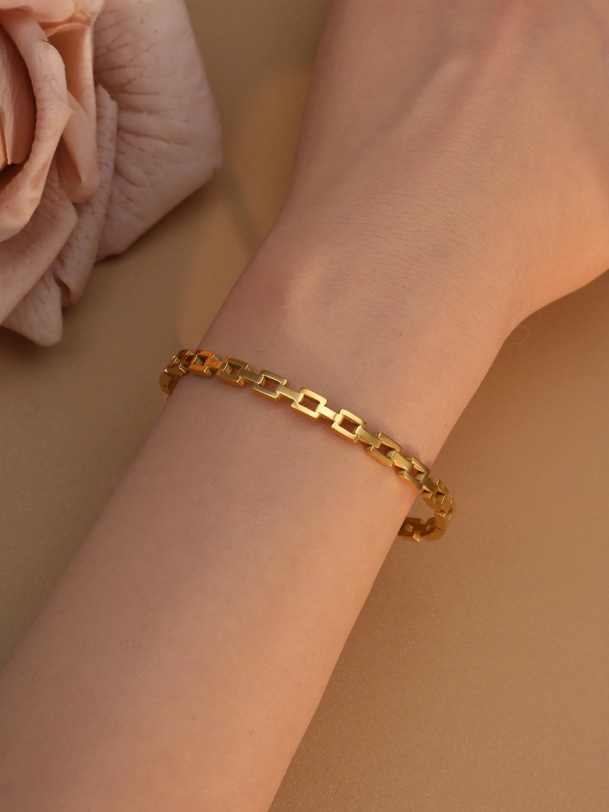 XB-041 Stainless Steel Gold-Plated Openwork Zirconia Bracelet
