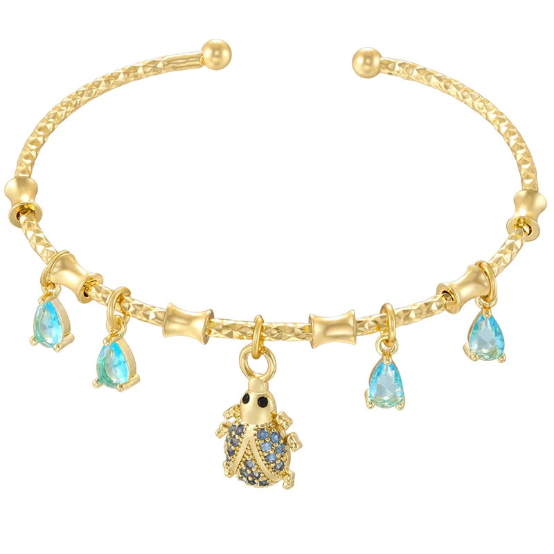 ChooseMe Gold-Color Romantic Round Charm Bracelet VL338