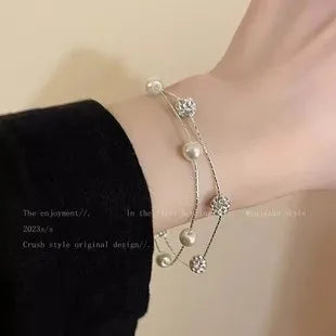 ChooseMe Handmade Sparkling Zircon Flower Alloy Bracelet