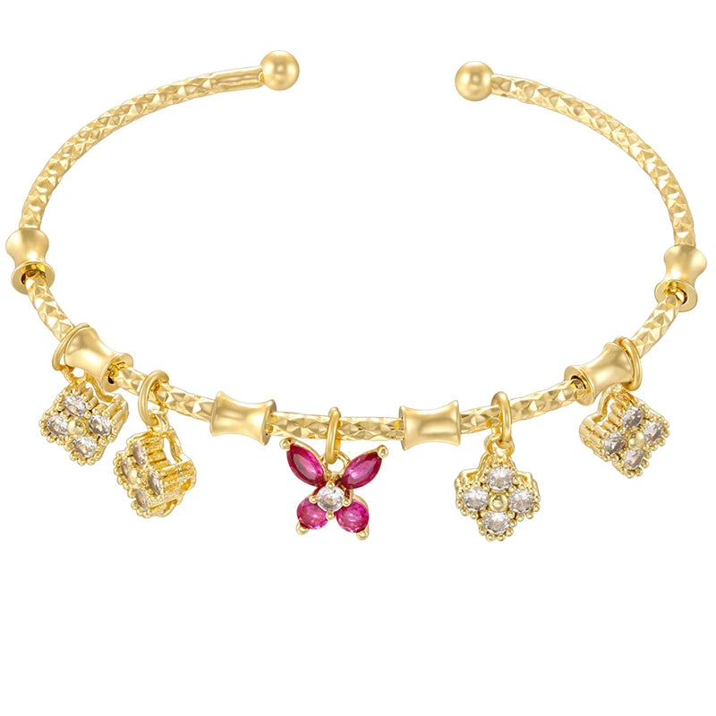 ChooseMe Gold-Color Romantic Round Charm Bracelet VL338
