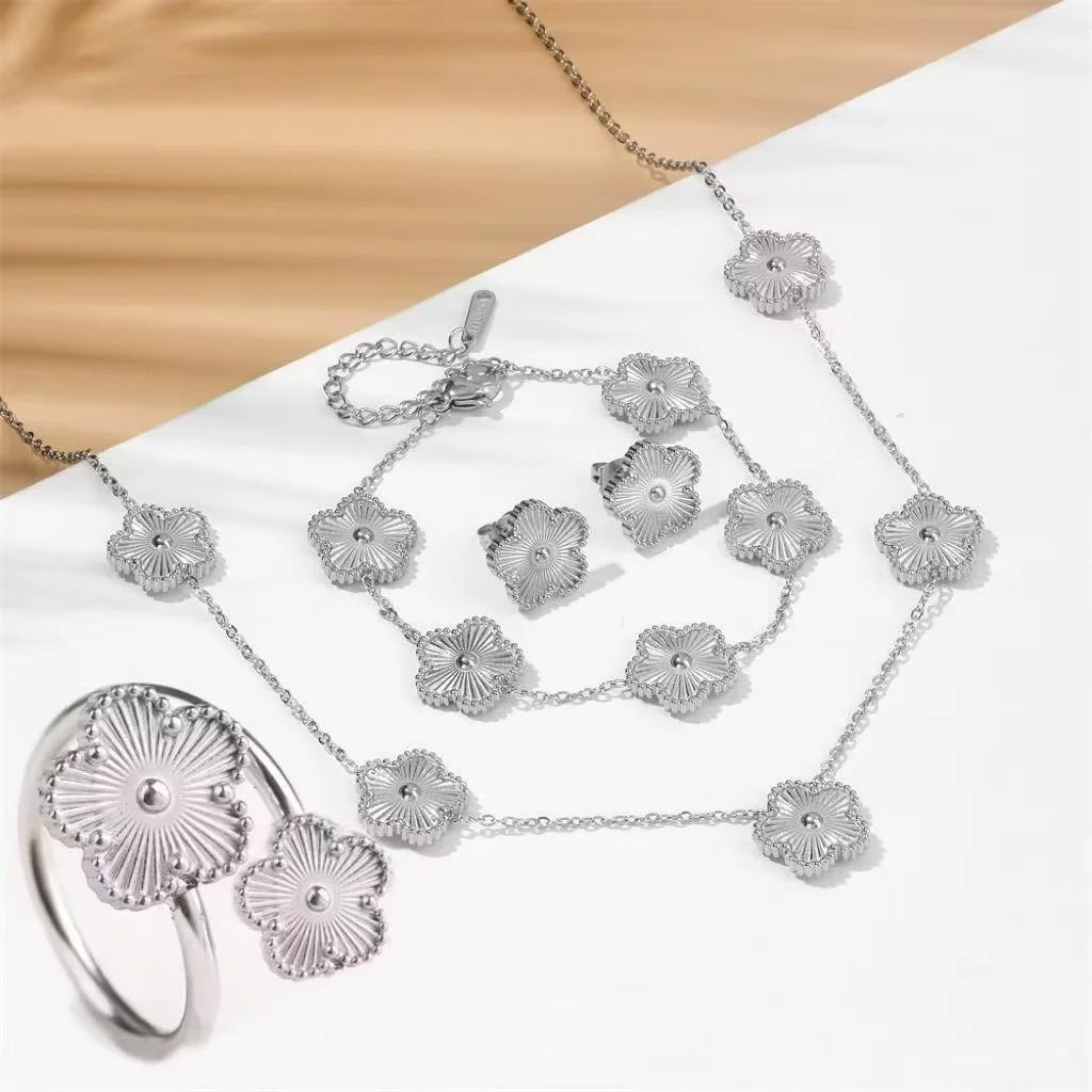 New Creative 4Pcs Stainless Steel Five Leaf Flower Bracelet Necklace Earrings Rings Set For Women Fashion Party Jewelry Clover