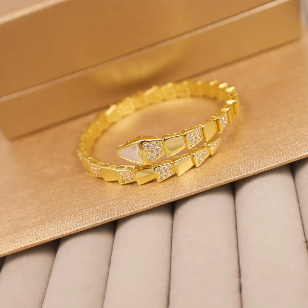Elegant Snake-Shaped V-Gold Diamond Spring Open Bracelet & Ring Set