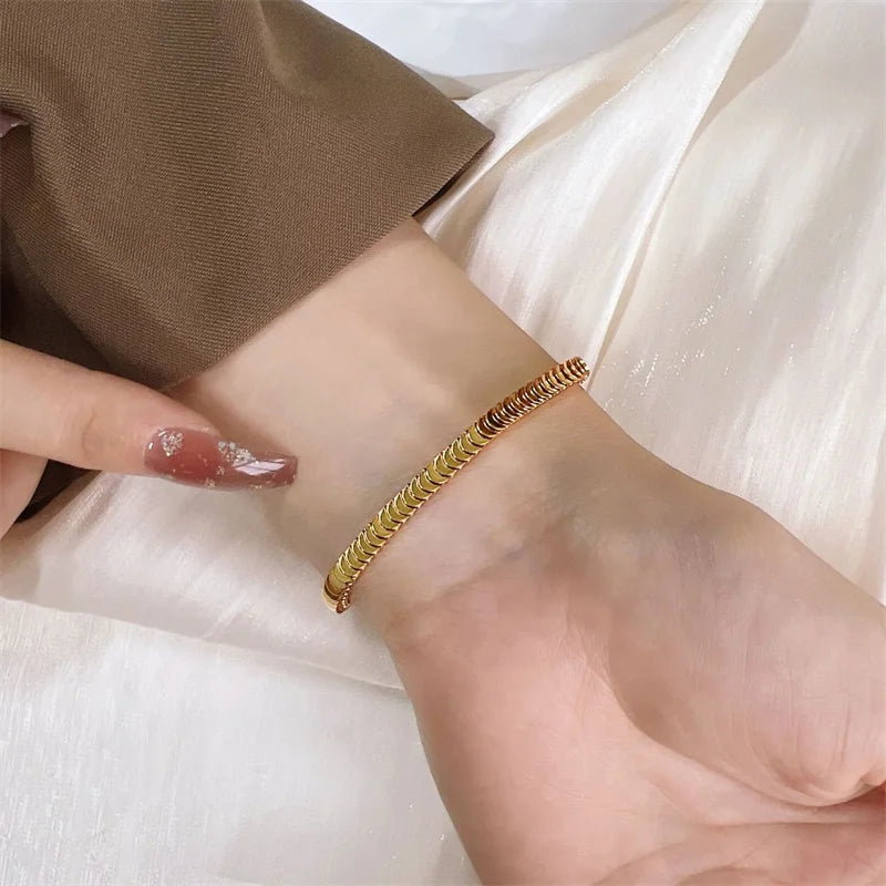 EILIECK Stainless Steel Handmade Fashion Chain Bracelet For Women 18K Gold PVD Plated Rust Proof Textured Unisex Jewelry Gift