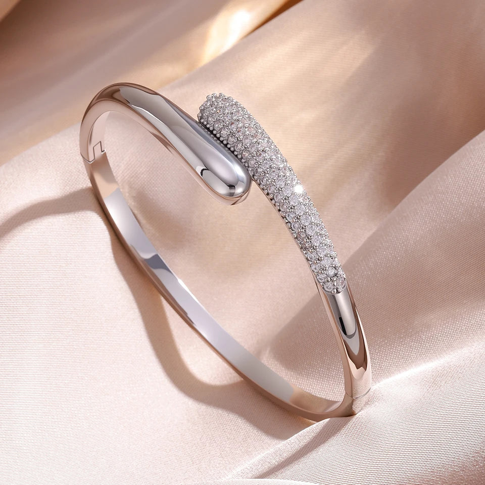 3-Piece Luxury Micro-Inlaid Zircon Water Drop Bracelet, Ring & Earrings Set