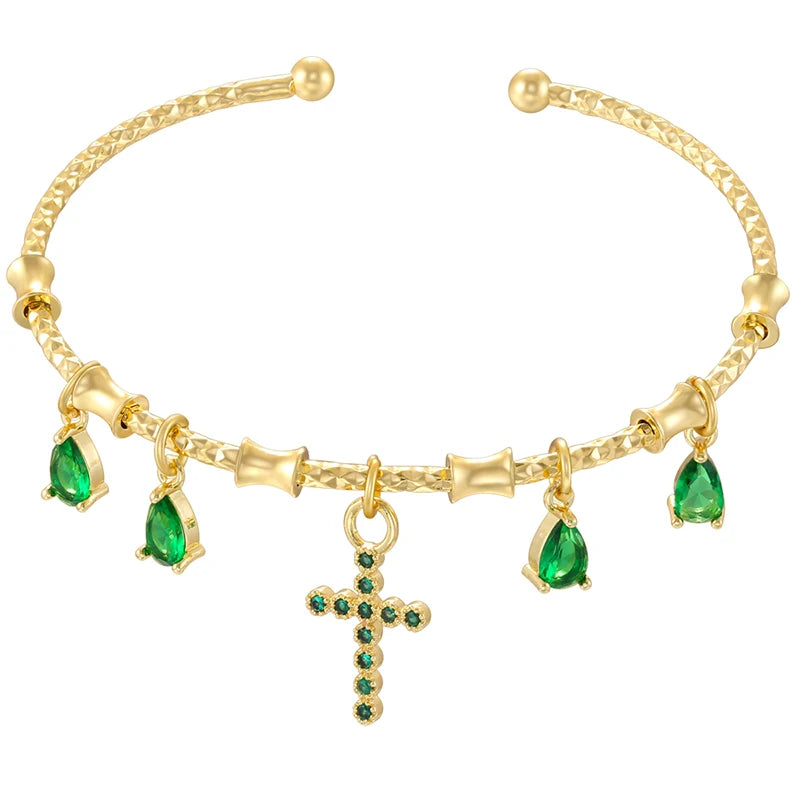 ChooseMe Gold-Color Romantic Round Charm Bracelet VL338