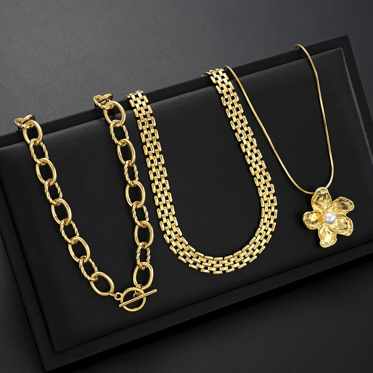 3Pcs Vintage Punk Gold Thick Chain Pearl Flower Pendant Necklace Set