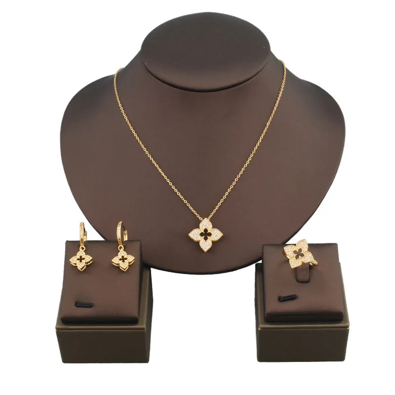 Lovely Copper Zircon Necklace Women Crystal Pendant Choker Statement Necklace Lady Fashion Jewelry
