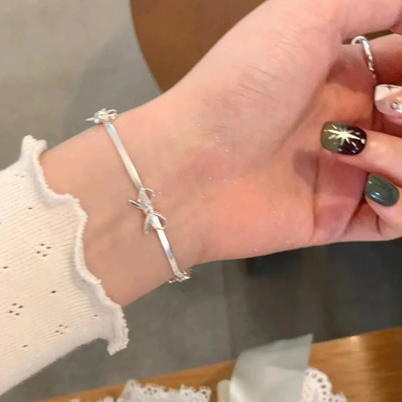 ChooseMe Handmade Sparkling Zircon Flower Alloy Bracelet