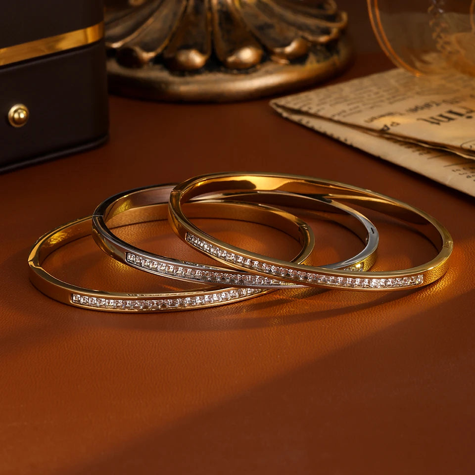 Bracelet Empilable Exquis en Acier Inoxydable Fin, Micro-Pavé de Cristaux Zirconia