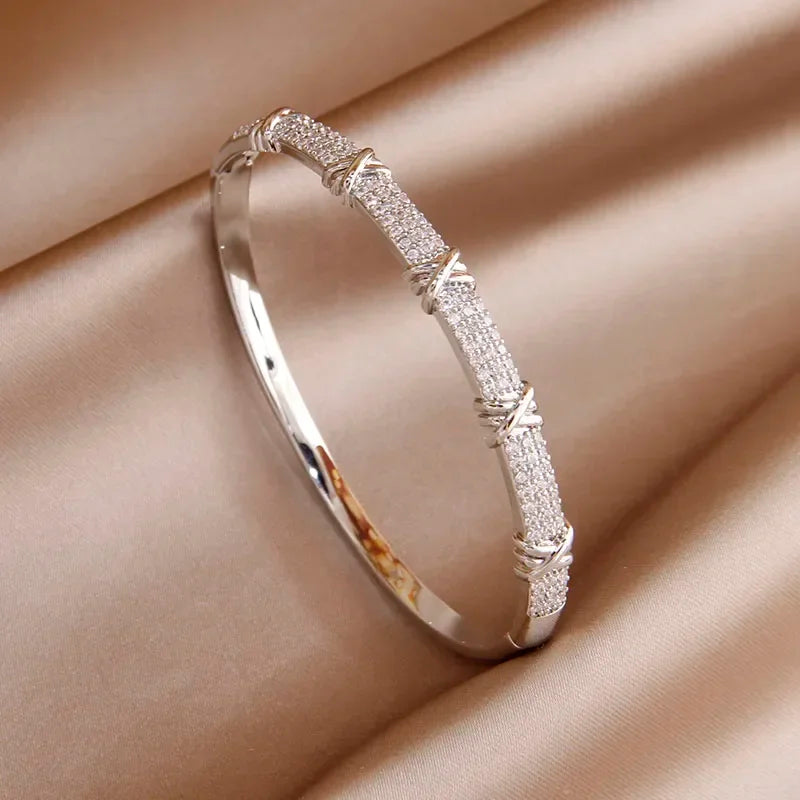 Classic Luxury Full Crystal Zirconia Knot Open Bangle