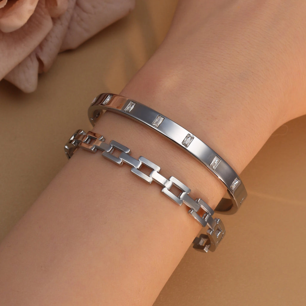 XB-041 Stainless Steel Gold-Plated Openwork Zirconia Bracelet
