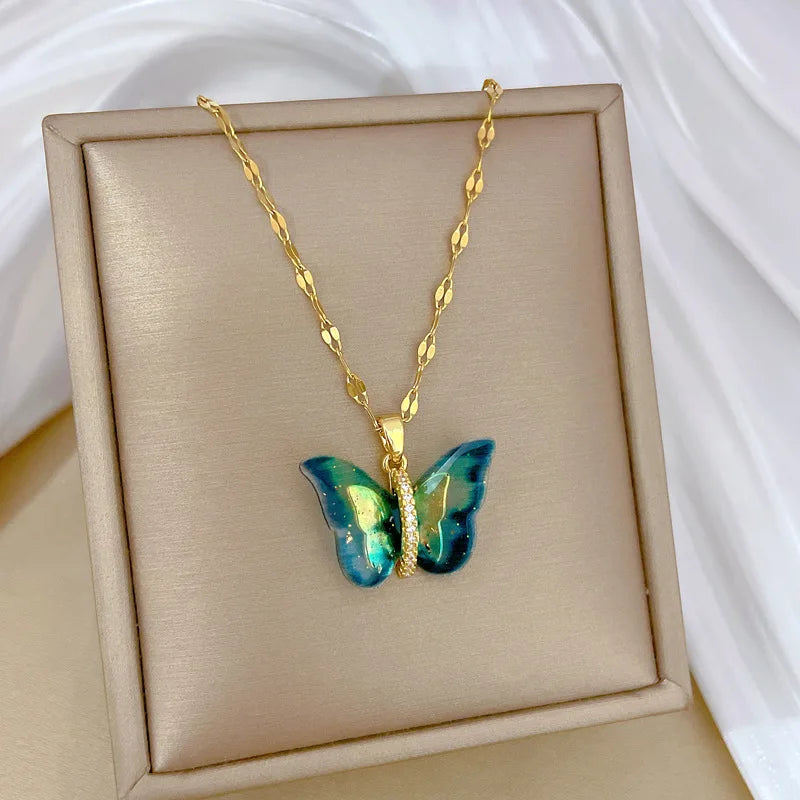 Classic Gold-Color Stainless Steel Shiny Zircon Geometric Heart Pendant Necklace