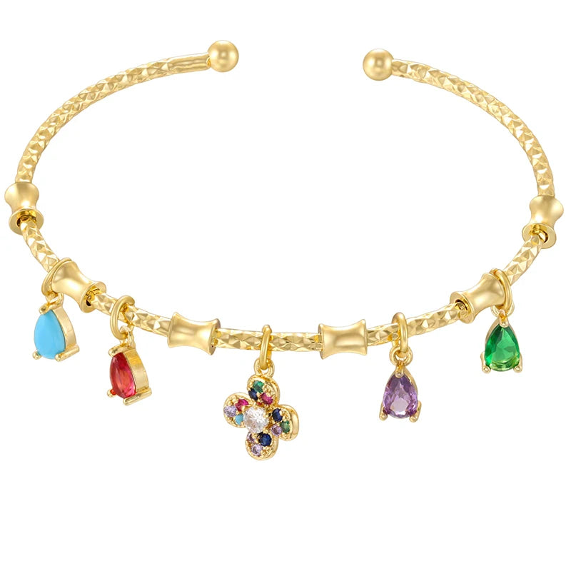 ChooseMe Gold-Color Romantic Round Charm Bracelet VL338