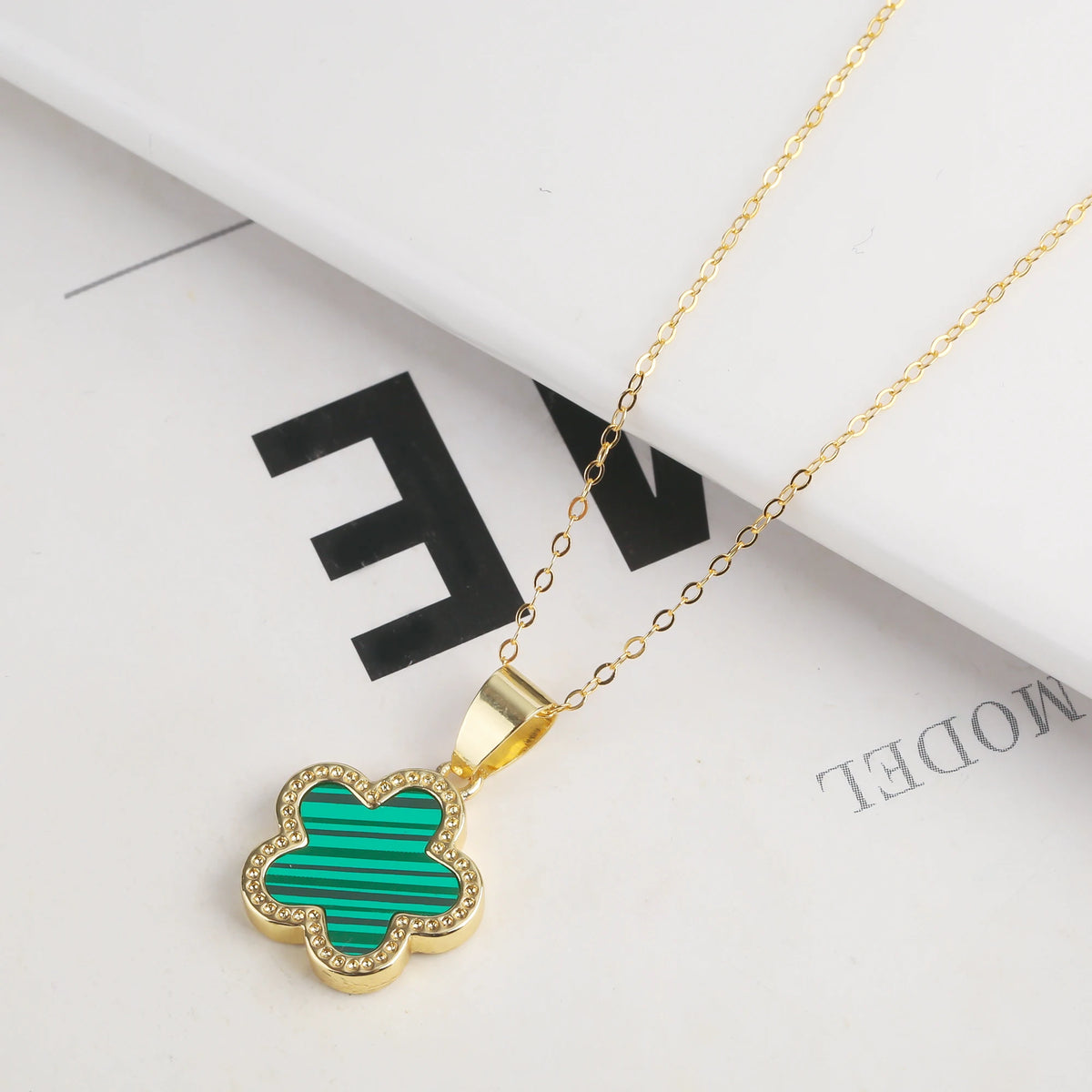 6-Color Plum Blossom Five Point Star Jewelry Set Cute Plant Five Leaf Flower Shell Gift Bracelet Necklace Earrings Woman Clover