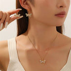 EILIECK Ensemble Collier Boucles d'Oreilles Libellule en Acier Inoxydable 316L avec Strass et Perles pour Femme, Cadeau Tendance, Bijoux de Luxe Étanche