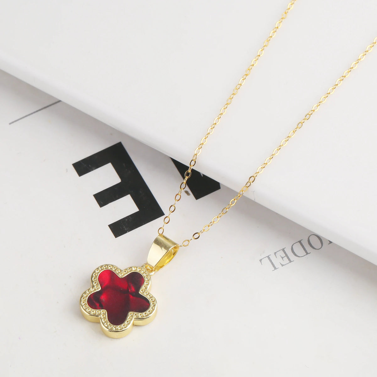 6-Color Plum Blossom Five Point Star Jewelry Set Cute Plant Five Leaf Flower Shell Gift Bracelet Necklace Earrings Woman Clover